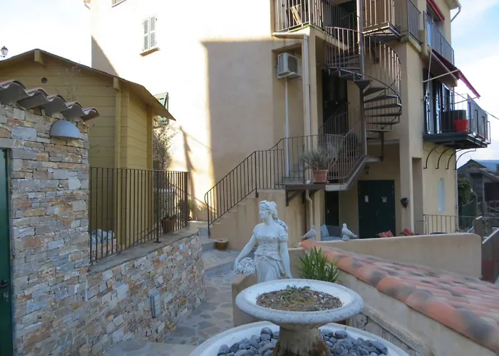 Casa Di Lucia Mi-hotel Hotel Mazzola