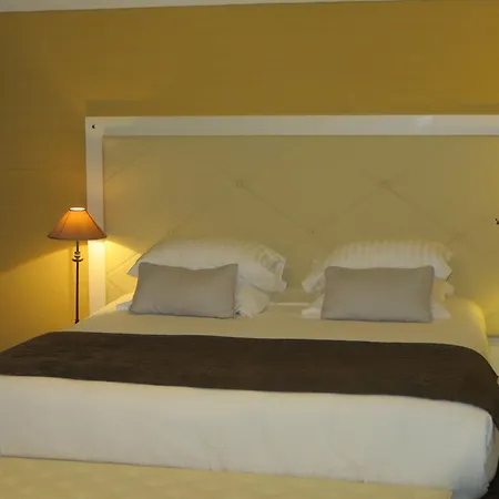 Hotel Casa Di Lucia Mi-hotel 4*