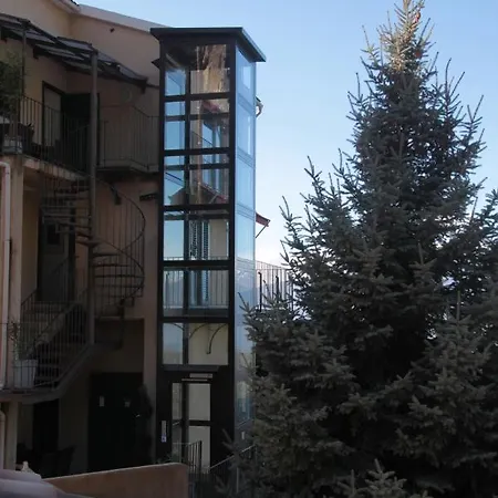 Casa Di Lucia Mi-hotel 4*