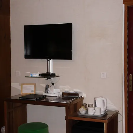 Casa Di Lucia Mi-hotel Маззоля