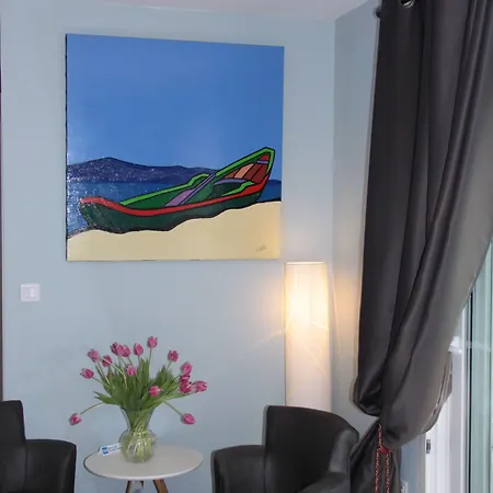 Casa Di Lucia Mi-hotel 4*