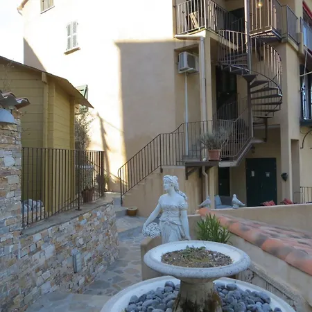 Casa Di Lucia Mi-hotel Hotel Mazzola