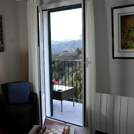 Hotell Casa Di Lucia Mi-hotel
