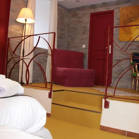 Hotell Casa Di Lucia Mi-hotel