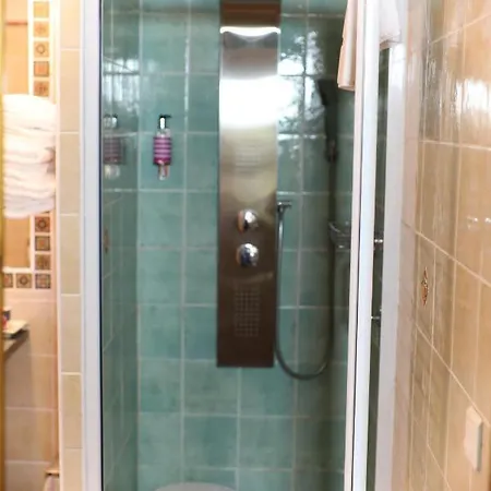 Hotell Casa Di Lucia Mi-hotel Mazzola
