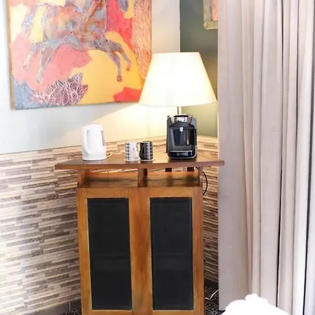 Casa Di Lucia Mi-hotel 4*