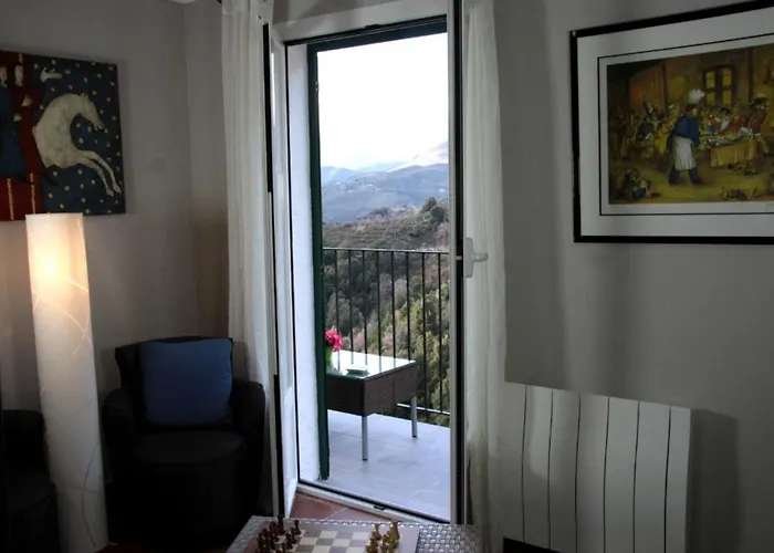 Casa Di Lucia Mi-hotel Hotel 4*